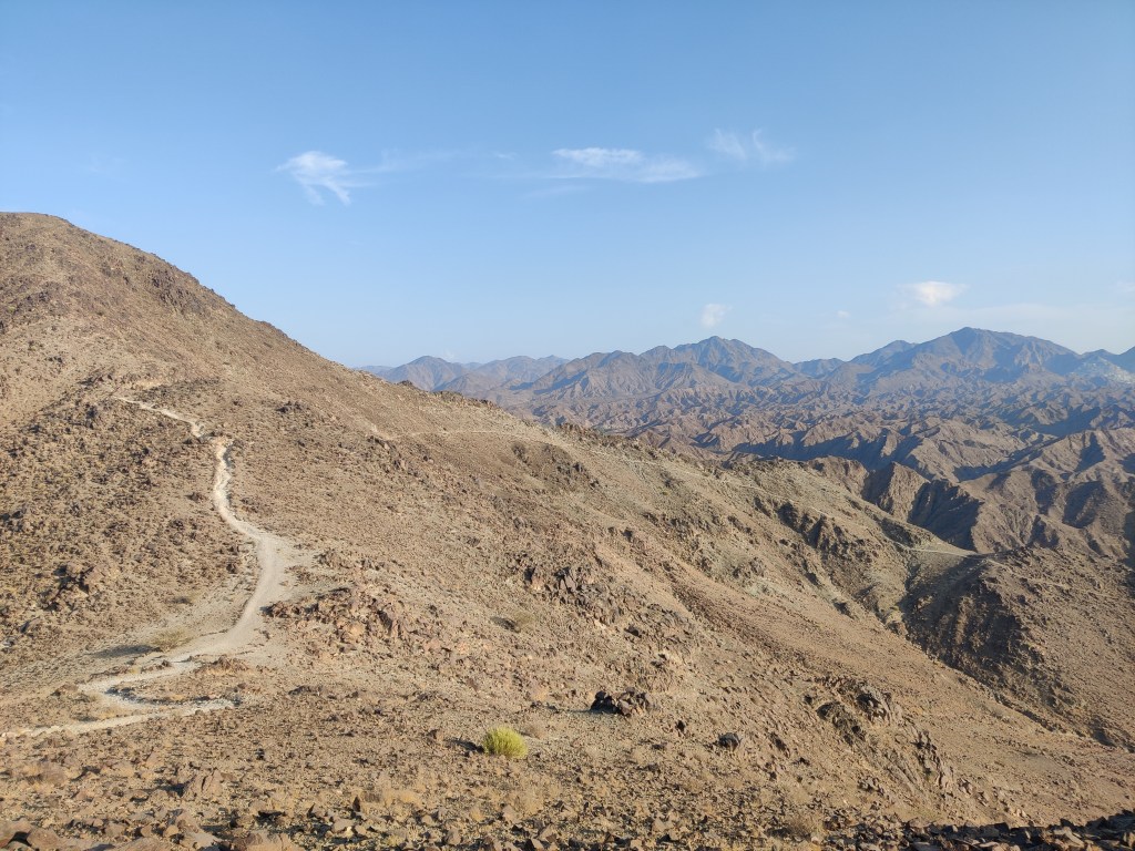 Wadi Shawka trail